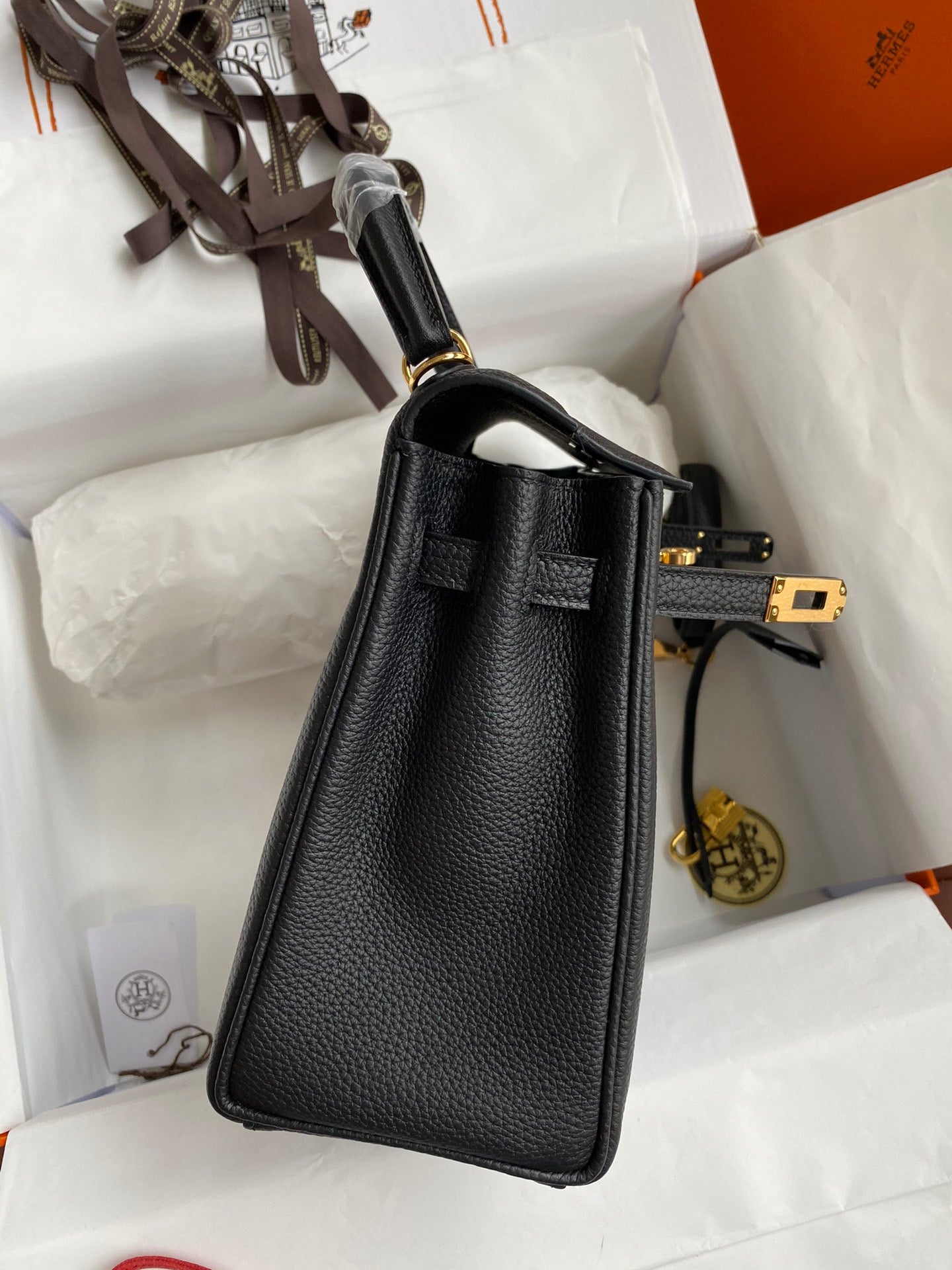 Hermes Kelly 25cm Sellier Bag in Black Togo Leather