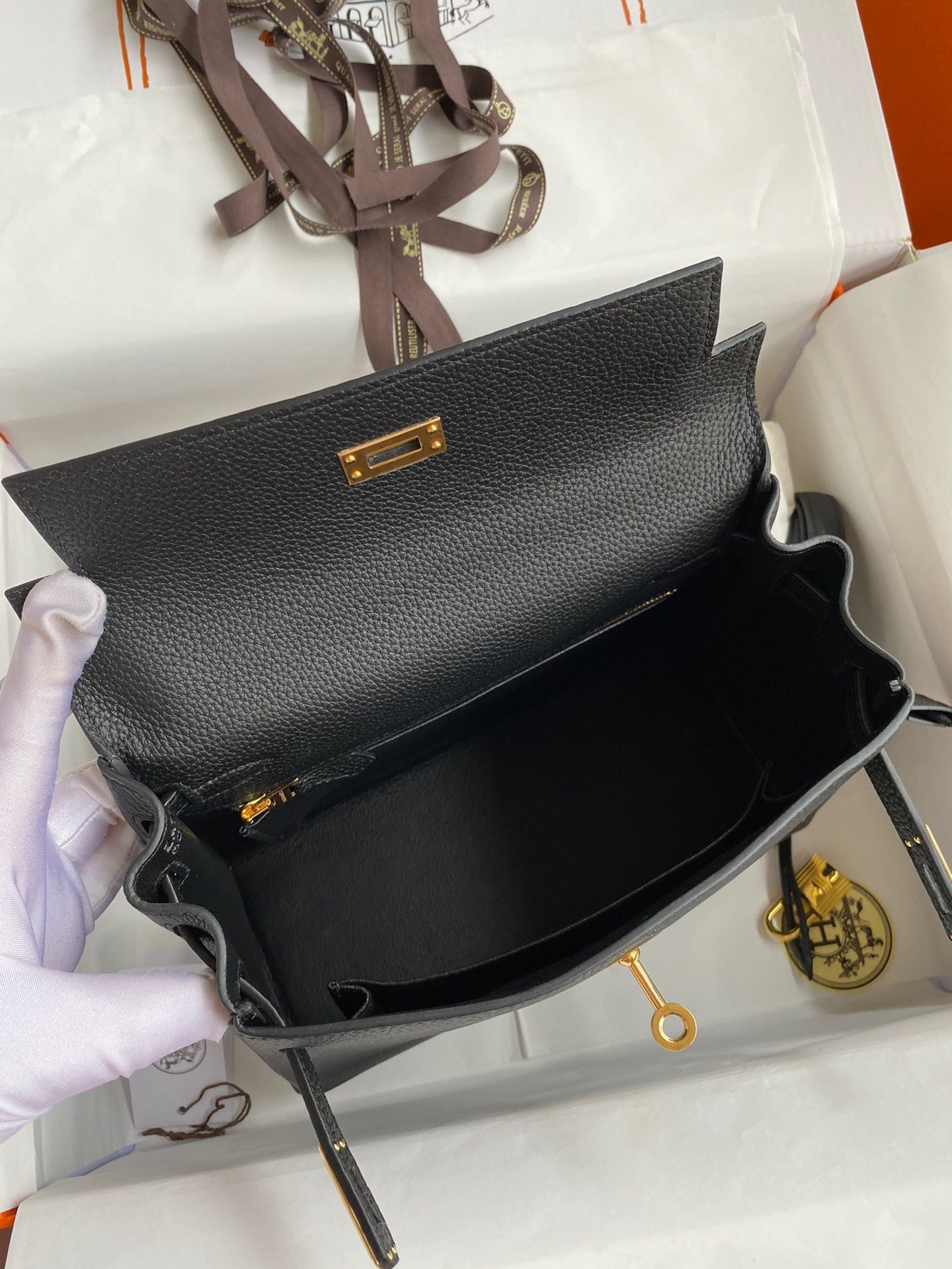 Hermes Kelly 25cm Sellier Bag in Black Togo Leather