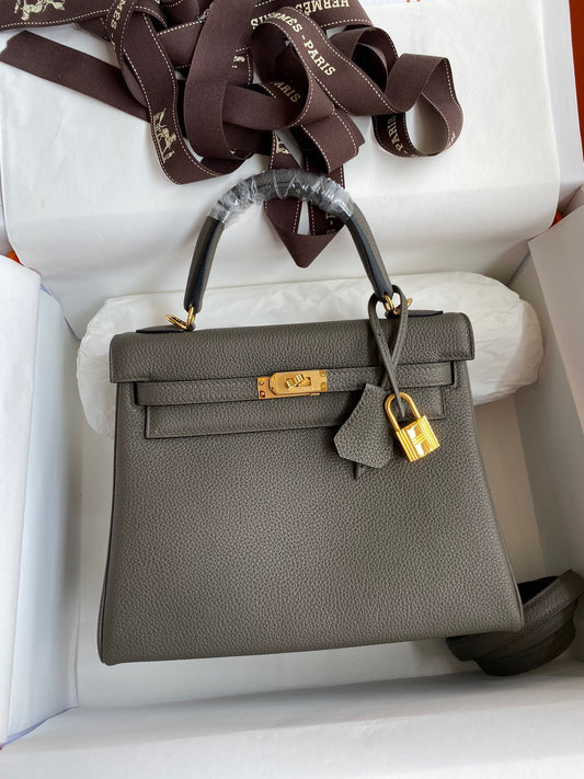 Hermes Kelly 25cm Sellier Bag in 8F Etain Togo Leather