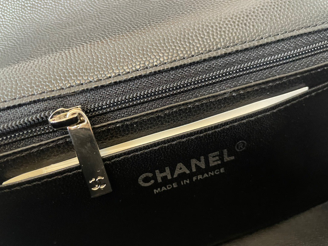 Chanel Mini Flap In Black Calfskin