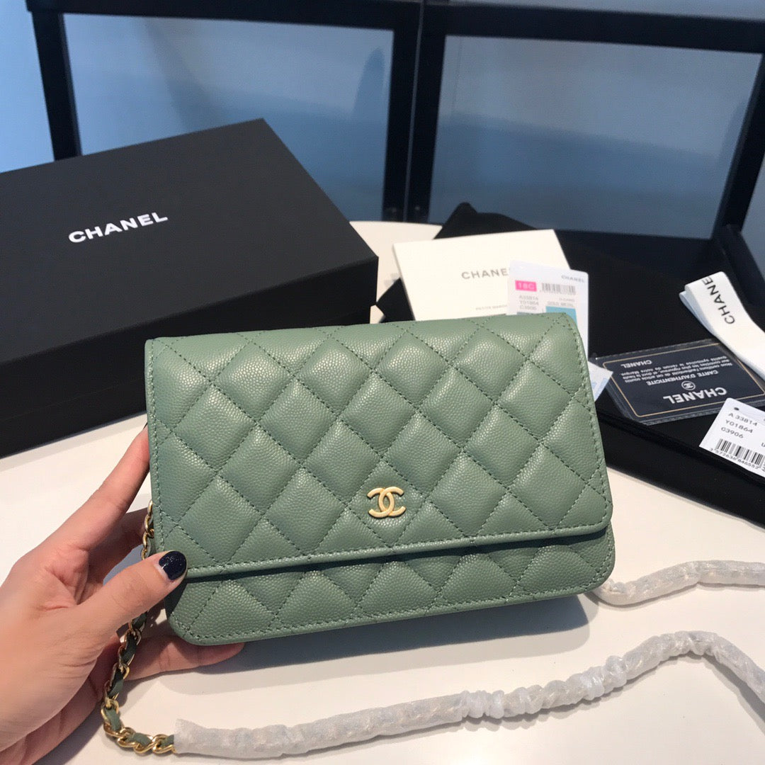 Chanel Wallet On Chain In Green Calfskin