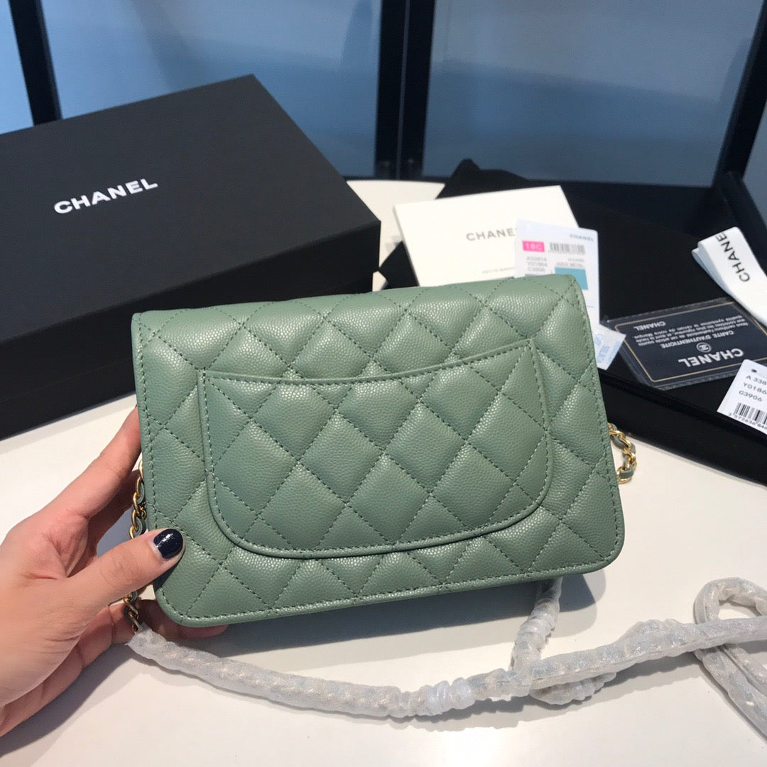 Chanel Wallet On Chain In Green Calfskin