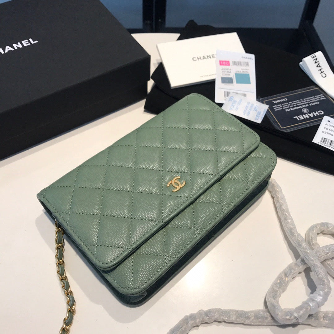 Chanel Wallet On Chain In Green Calfskin