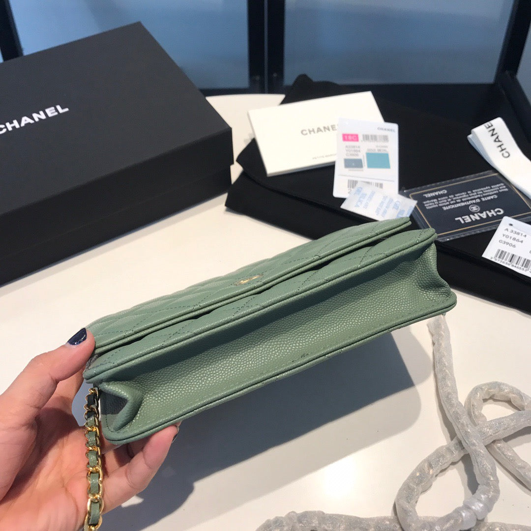 Chanel Wallet On Chain In Green Calfskin