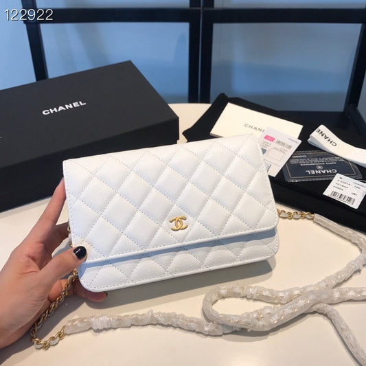 Chanel Wallet On Chain In White Calfskin