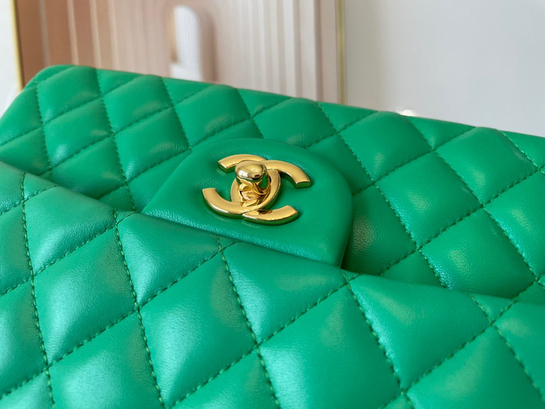 Chanel Classic Flap Small In Green Lambskin