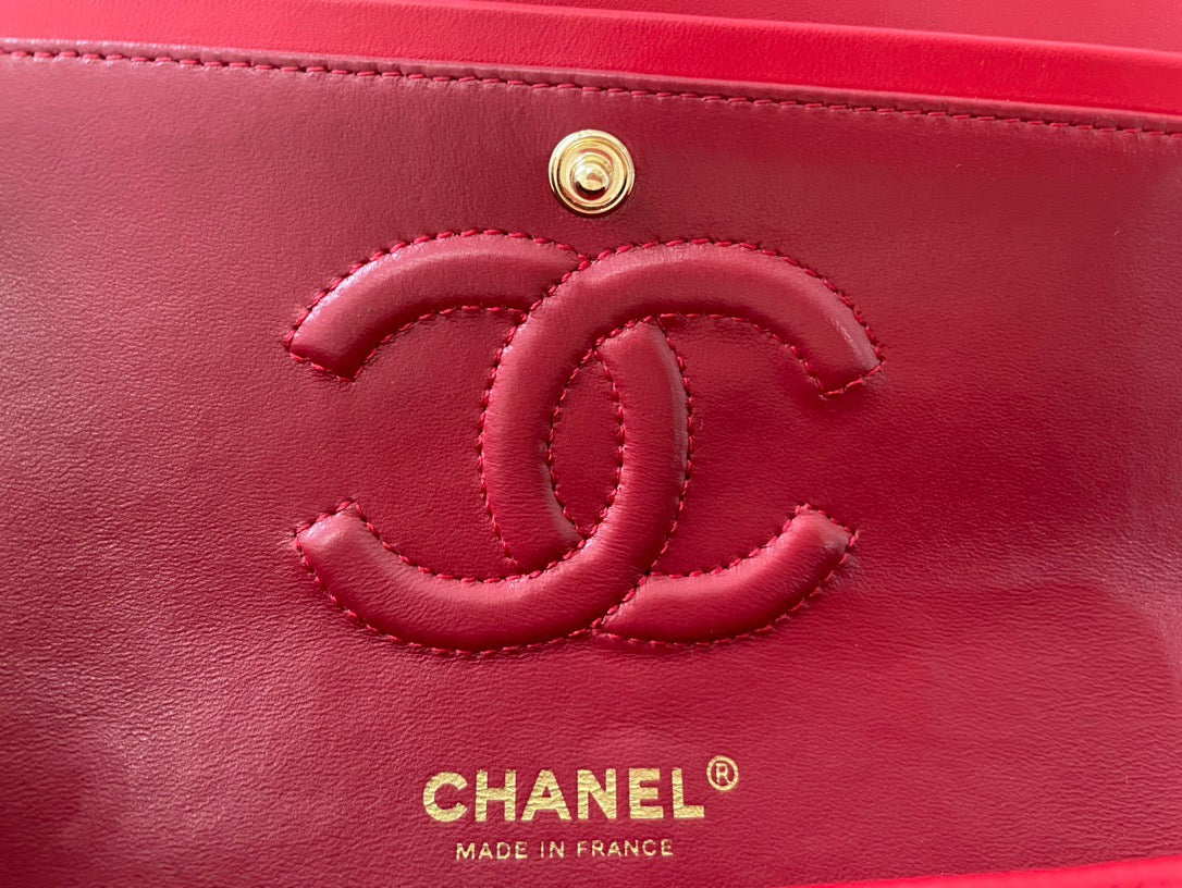 Chanel Classic Flap Medium In Red Lambskin