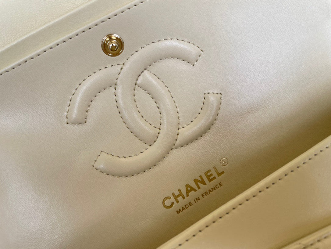 Chanel Classic Flap Medium In Light Yellow Lambskin