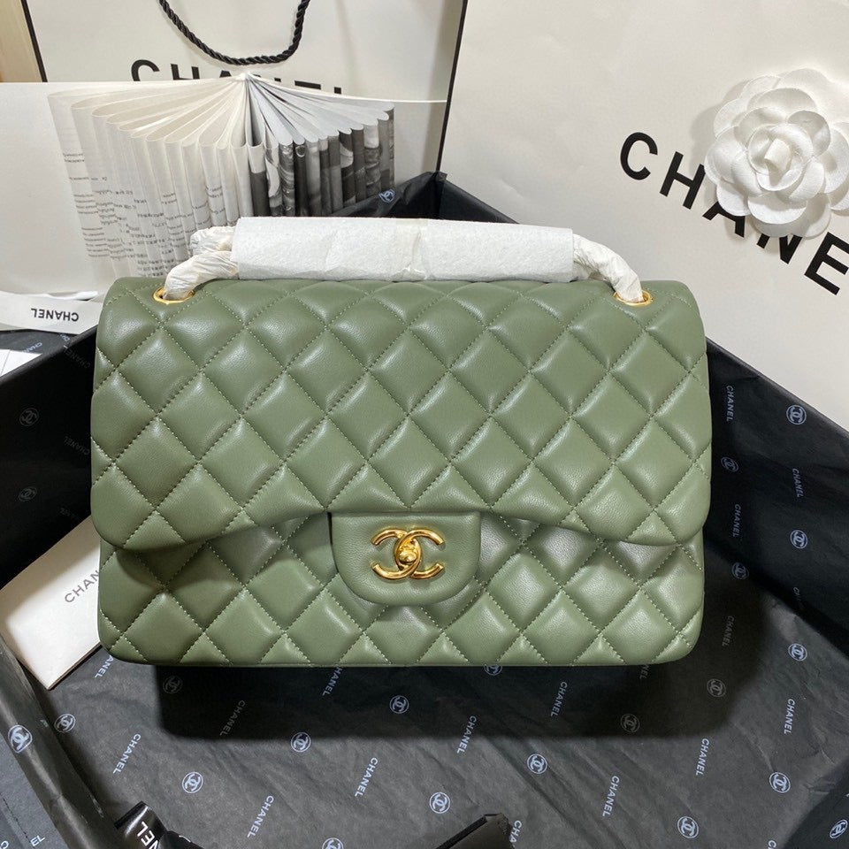 Chanel Classic Flap Jumbo In Green Lambskin