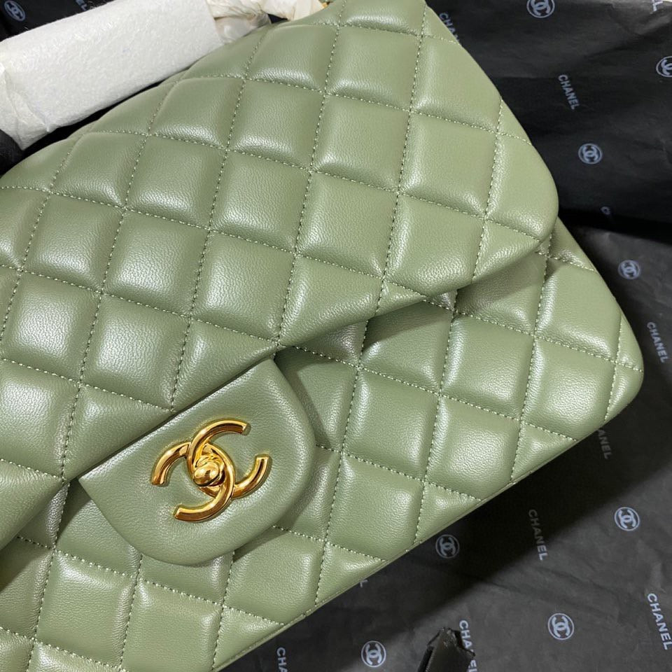 Chanel Classic Flap Jumbo In Green Lambskin