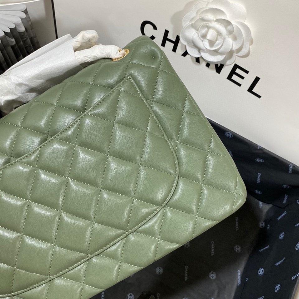 Chanel Classic Flap Jumbo In Green Lambskin