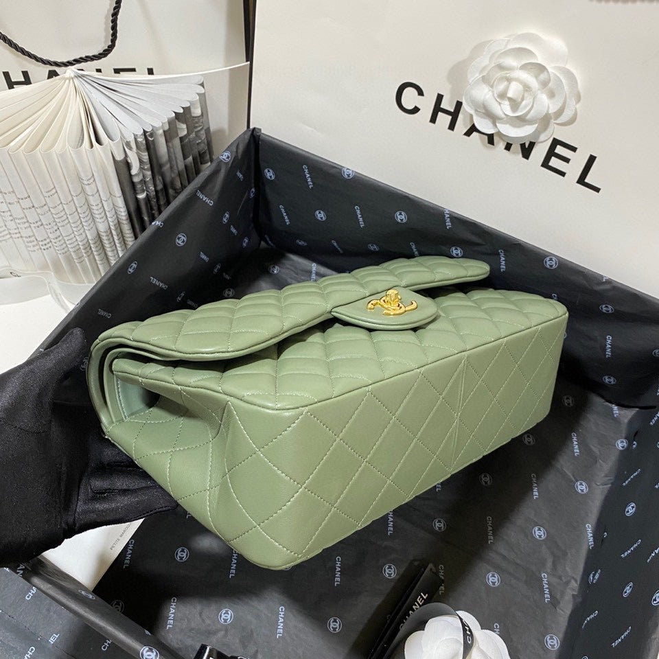 Chanel Classic Flap Jumbo In Green Lambskin