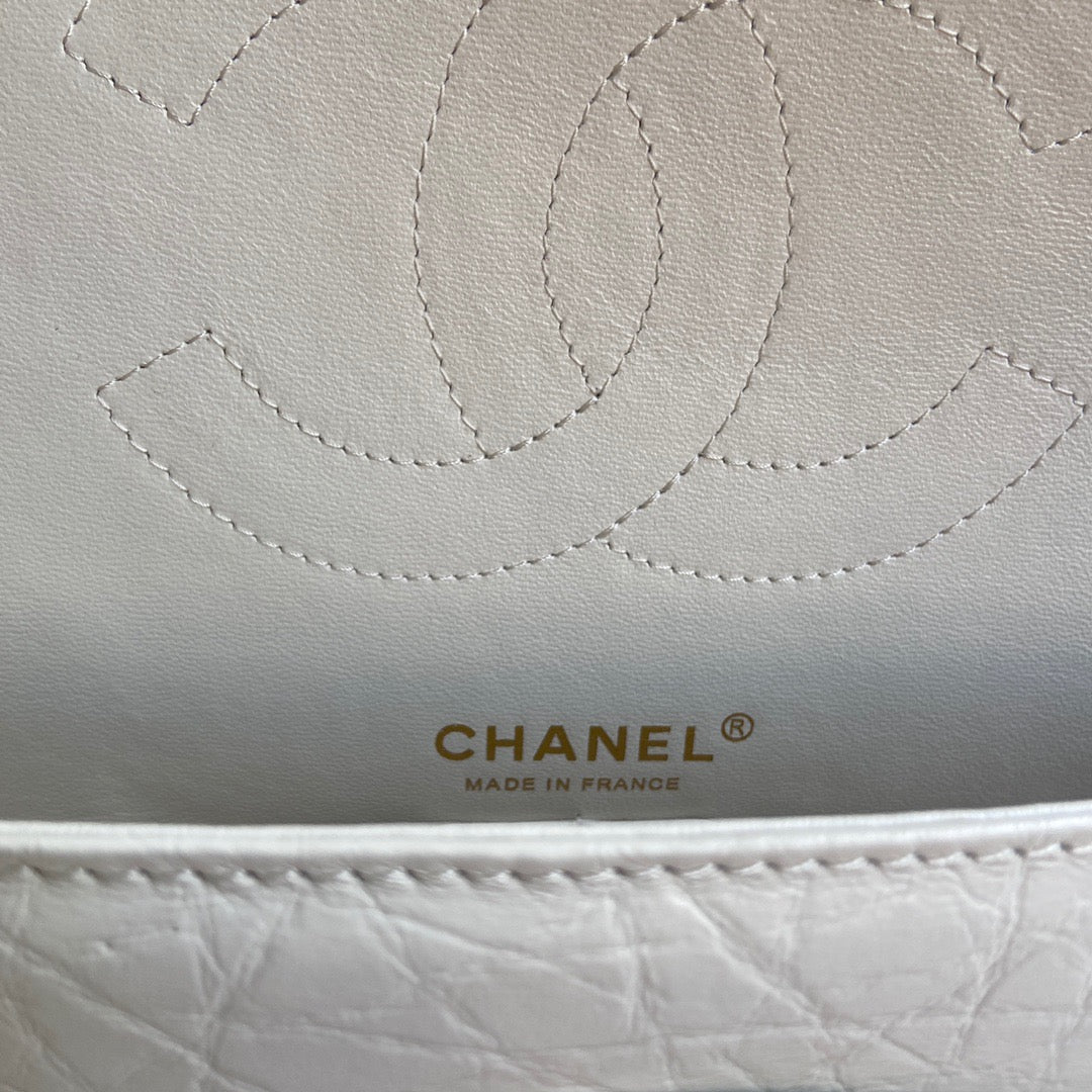 Chanel 2.55 Reissue 24 cm Flap Bag In White