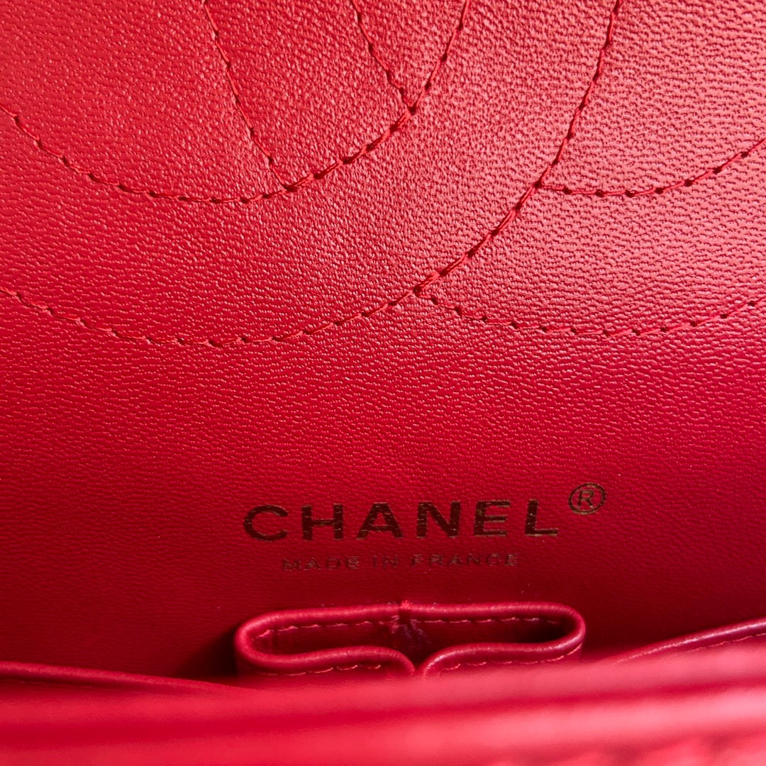 Chanel 2.55 Reissue 24 cm Flap Bag In Red