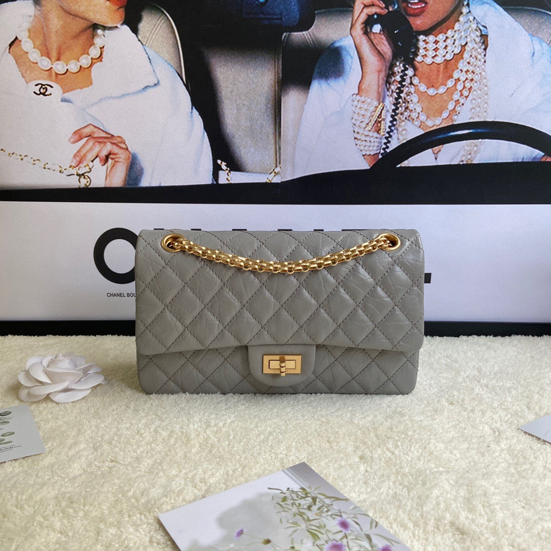 Chanel 2.55 Reissue 24 cm Flap Bag In Gray