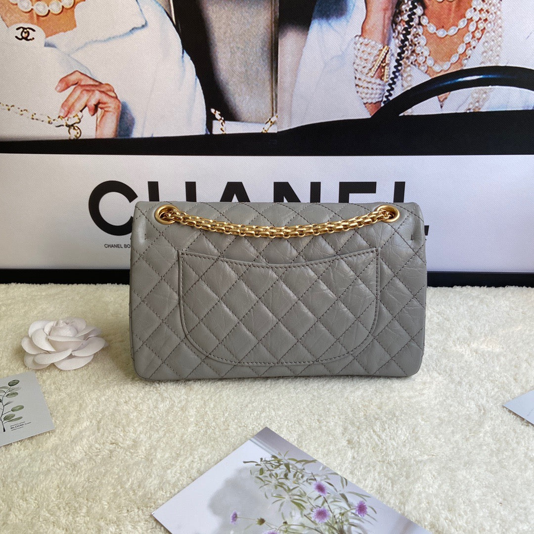 Chanel 2.55 Reissue 24 cm Flap Bag In Gray