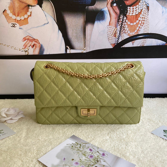 Chanel 2.55 Reissue 28 cm Flap Bag In Green