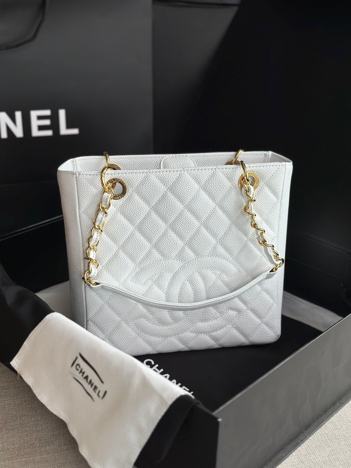 CHANEL Grand Shopping Tote In White