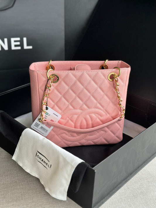 CHANEL Grand Shopping Tote In Pink