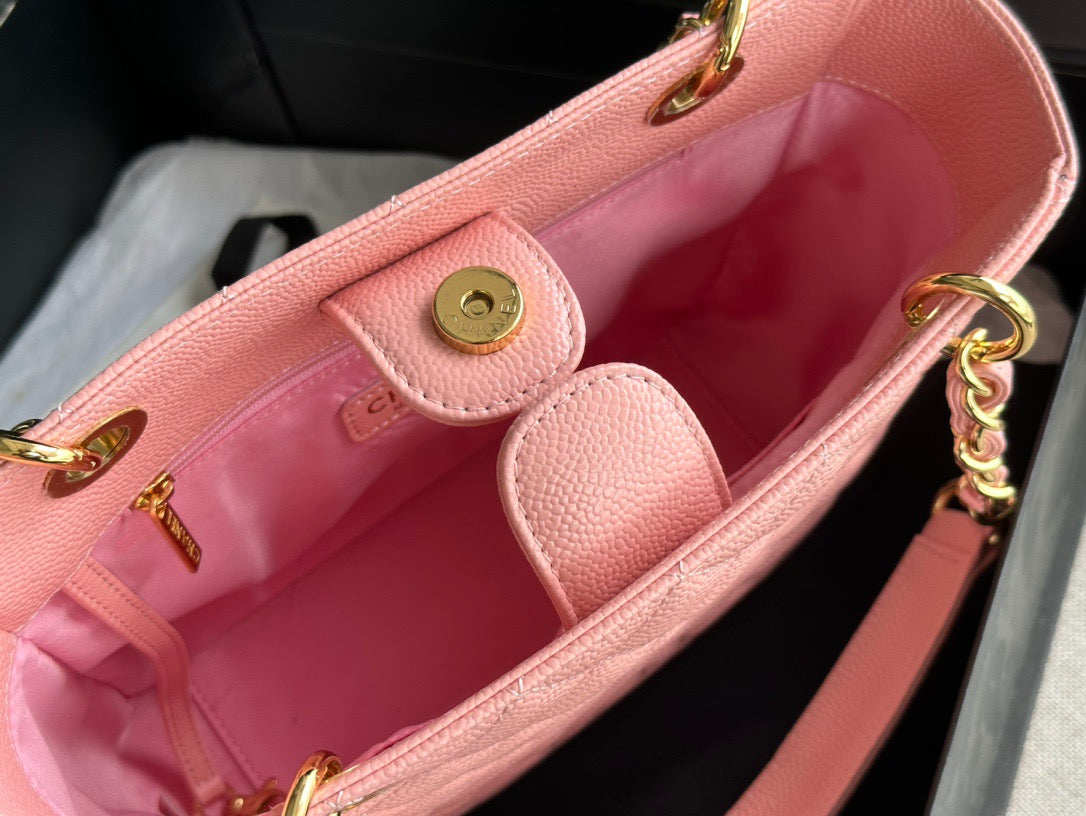 CHANEL Grand Shopping Tote In Pink