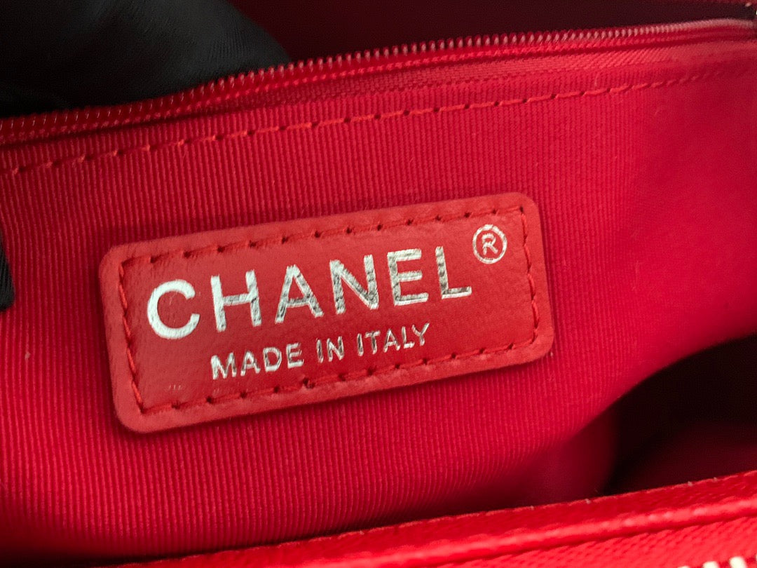 CHANEL Grand Shopping Tote In Red