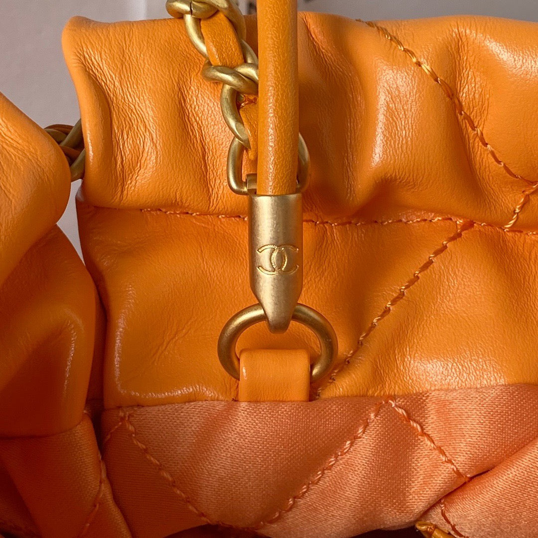 Chanel 22 Mini Bag In Orange Shiny Leather