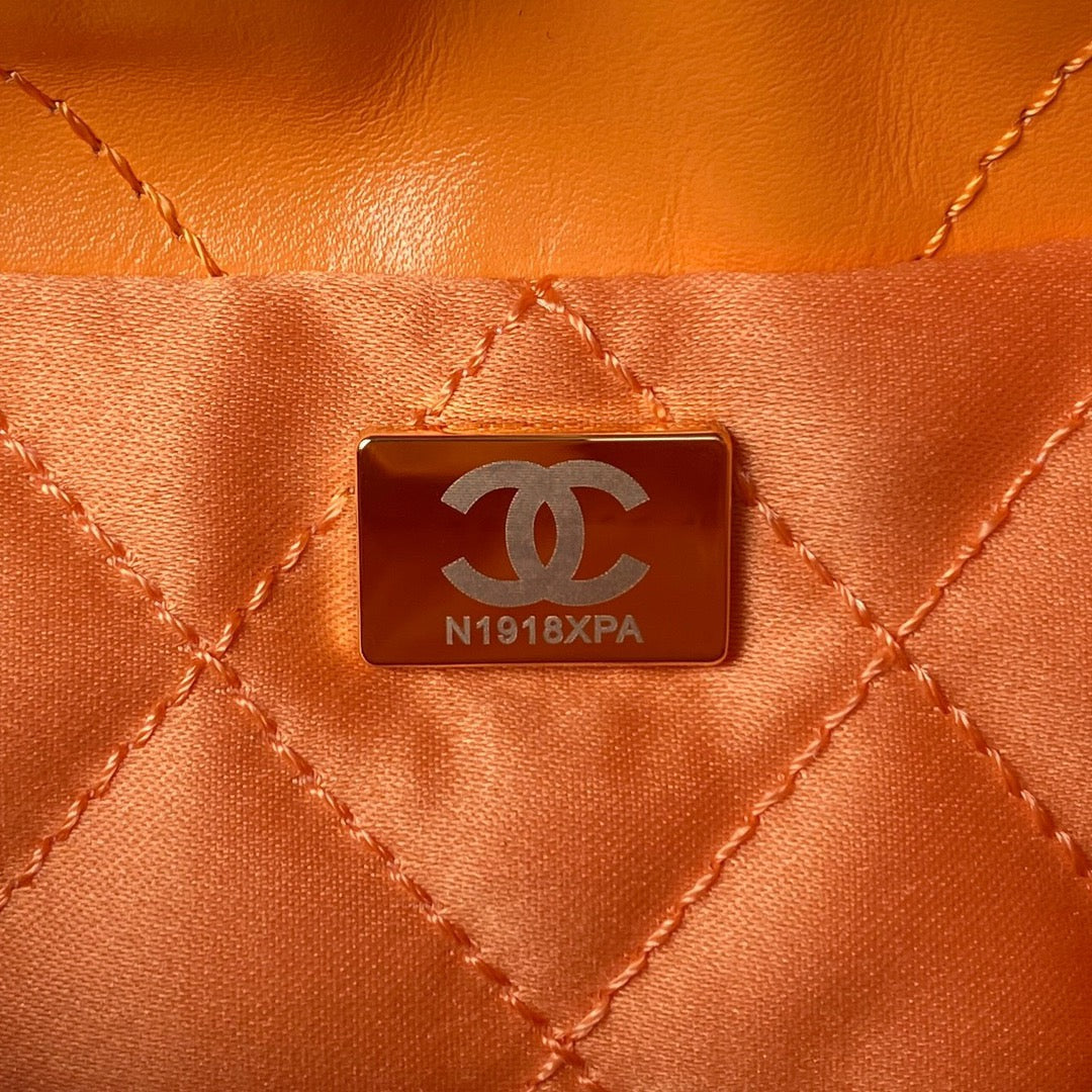 Chanel 22 Mini Bag In Orange Shiny Leather