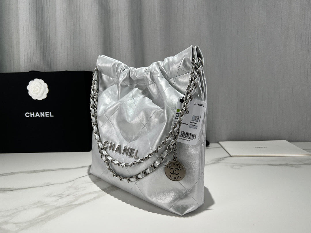 Chanel 22 Bag In Silver Calfskin Leather