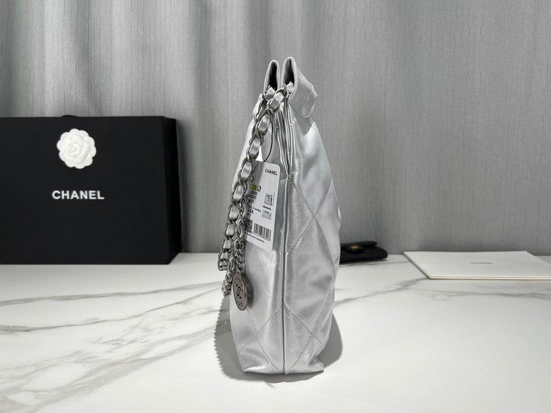 Chanel 22 Bag In Silver Calfskin Leather