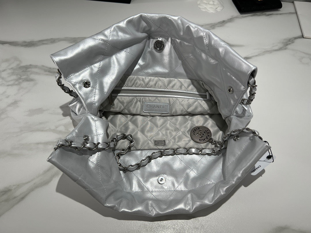 Chanel 22 Bag In Silver Calfskin Leather