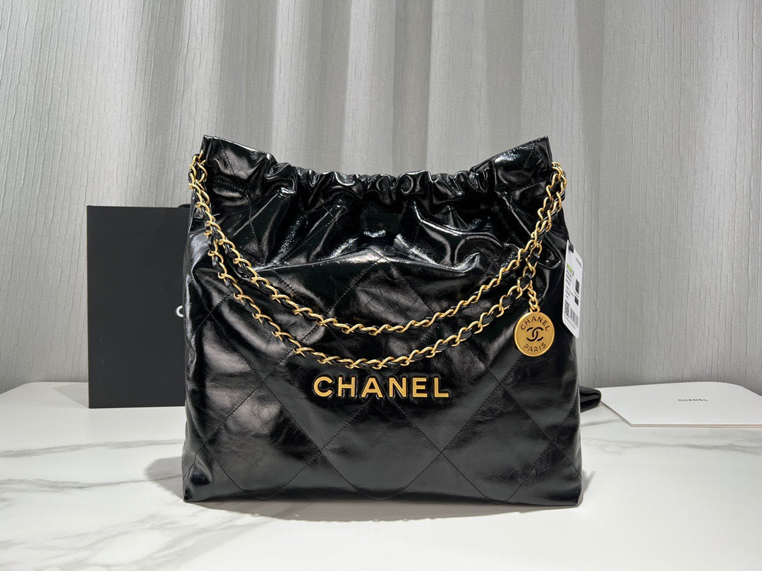 Chanel 22 Bag In Black Calfskin leather