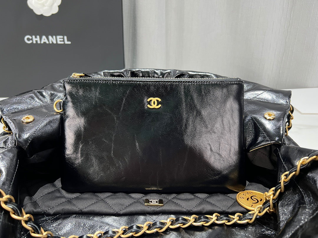 Chanel 22 Bag In Black Calfskin leather