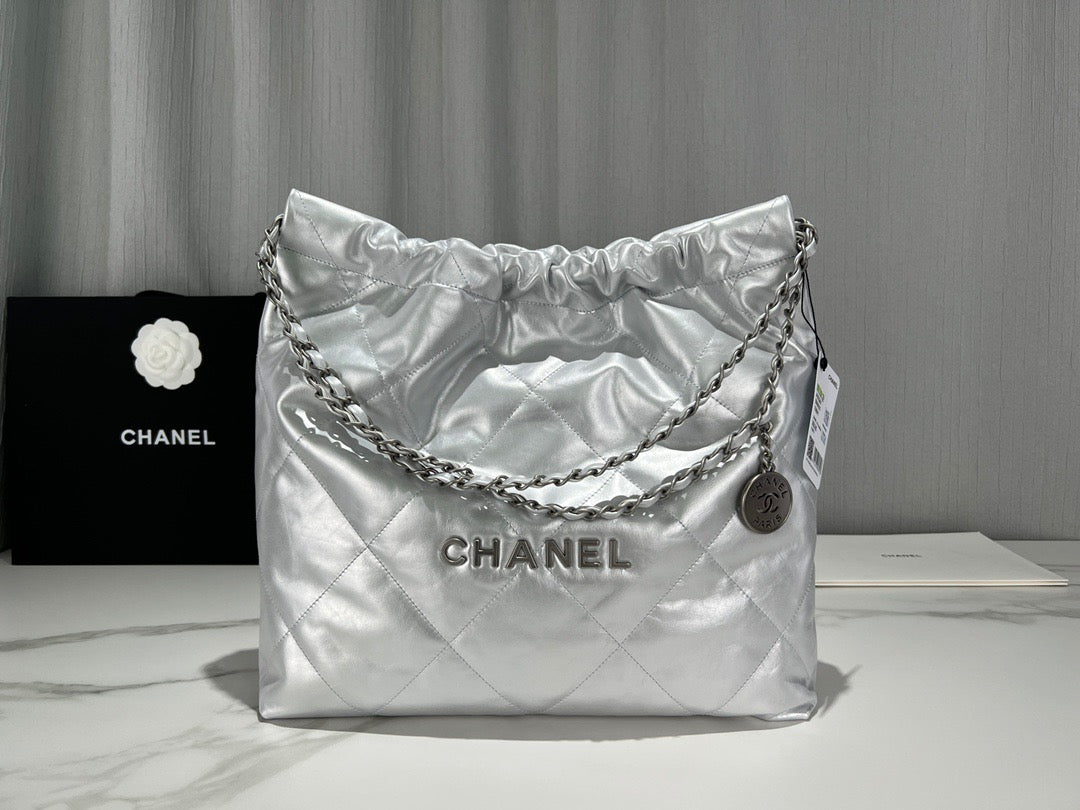 Chanel 22 Bag In Silver Calfskin Leather