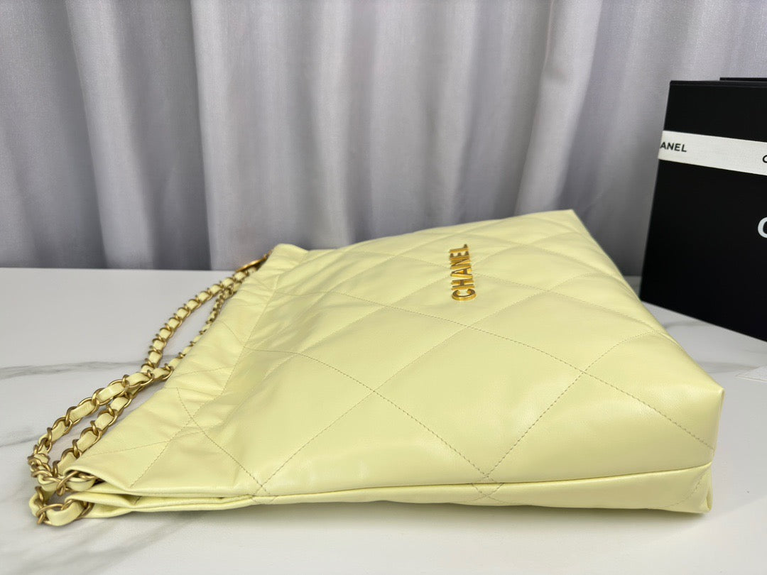 Chanel 22 Bag In Yellow Calfskin Leather