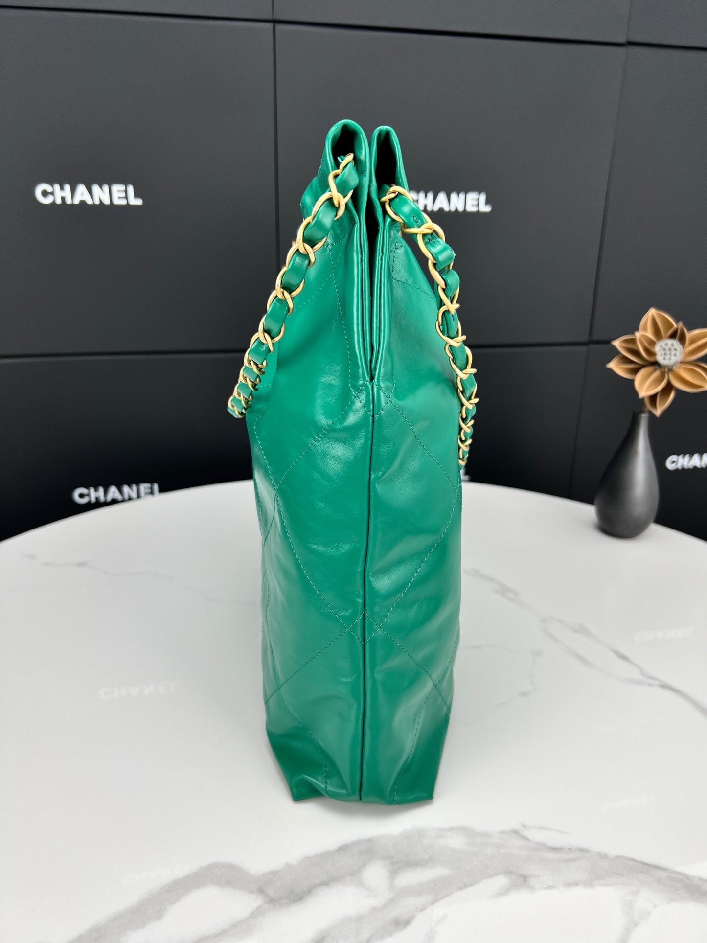 Chanel 22 Bag In Dark Green Calfskin Leather