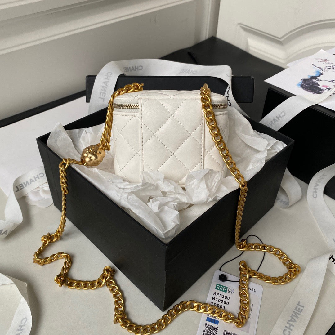 Chanel Classic CC Vanity Case White Lambskin Gold Hardware