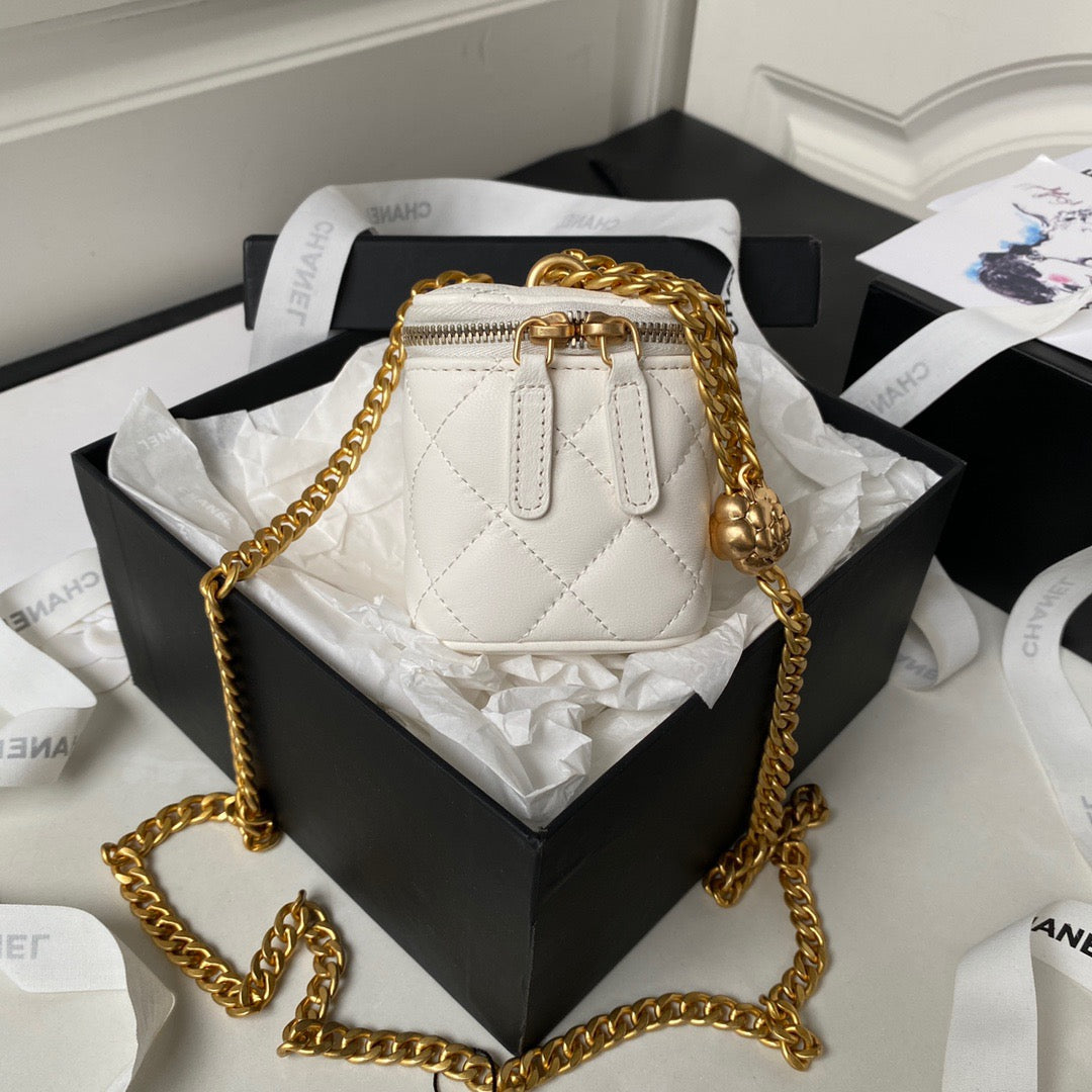 Chanel Classic CC Vanity Case White Lambskin Gold Hardware