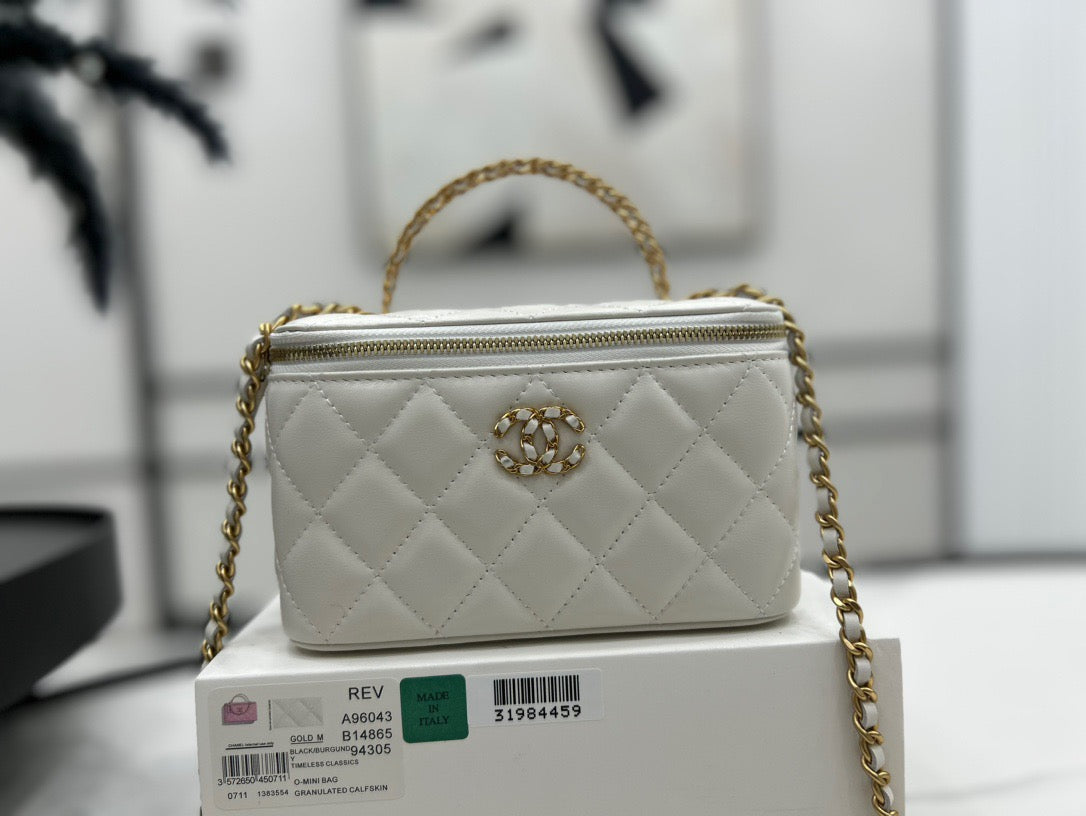 Chanel Classic CC Vanity Case White Lambskin Gold Hardware With Handle