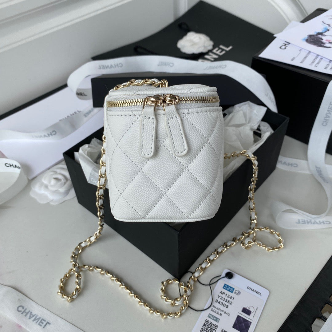 Chanel Classic CC Vanity Case White Lambskin Gold Hardware