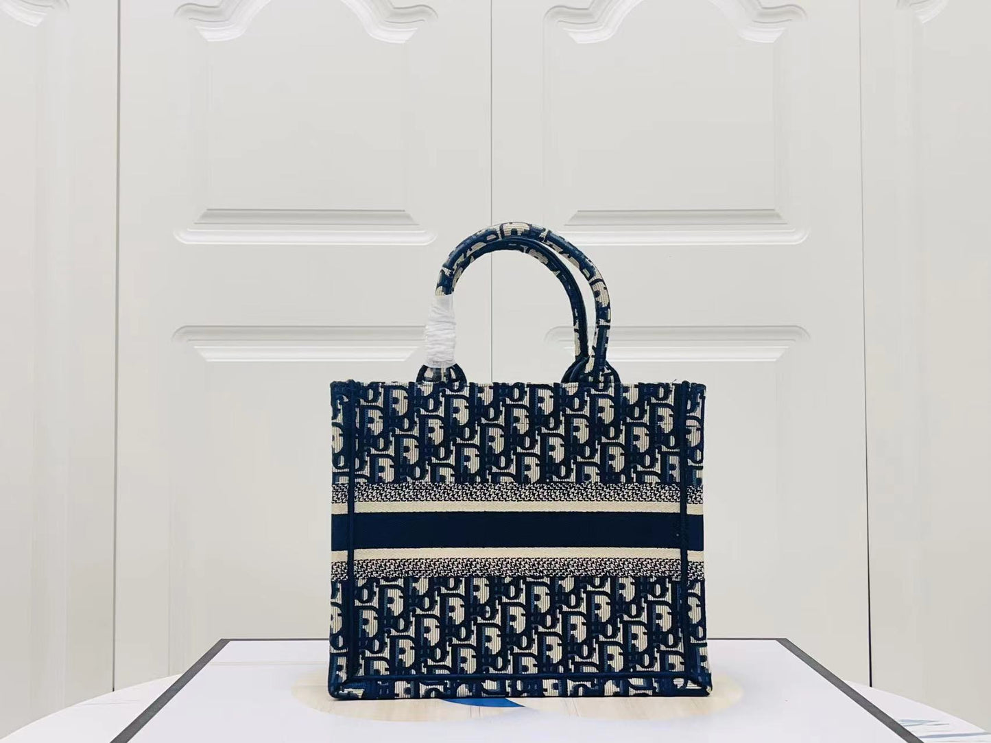 Dior Classic Navy Blue Old Flower Embroidery Series Small Tote Bag