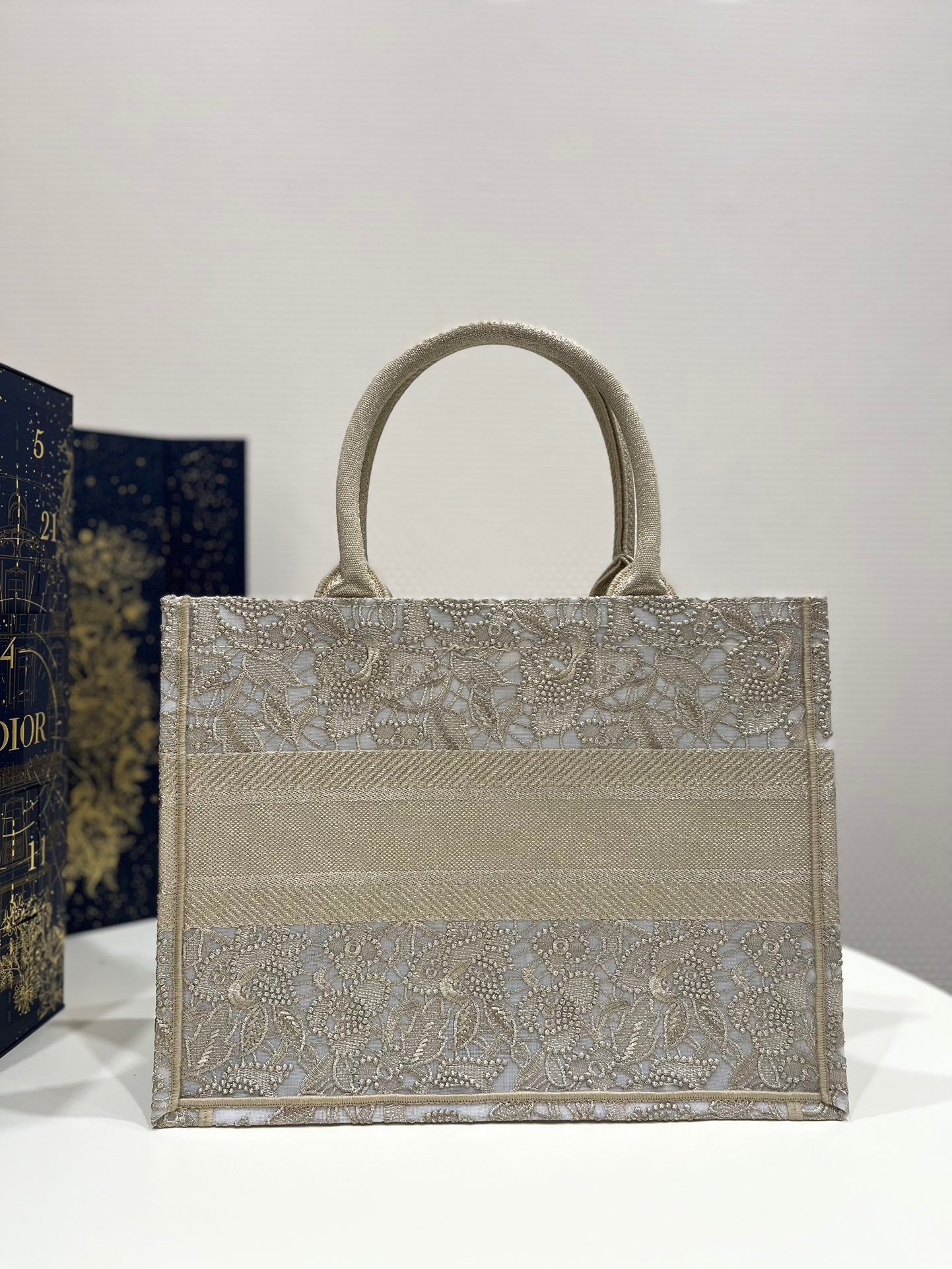 Dior's New Lace Style 3D Three-Dimensional Brown Embroidery Series Medium Tote Bag