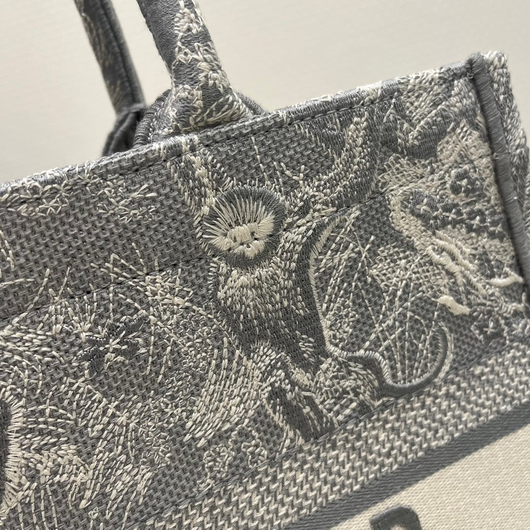 Dior Gray Zoo Embroidery Series Medium Tote Bag