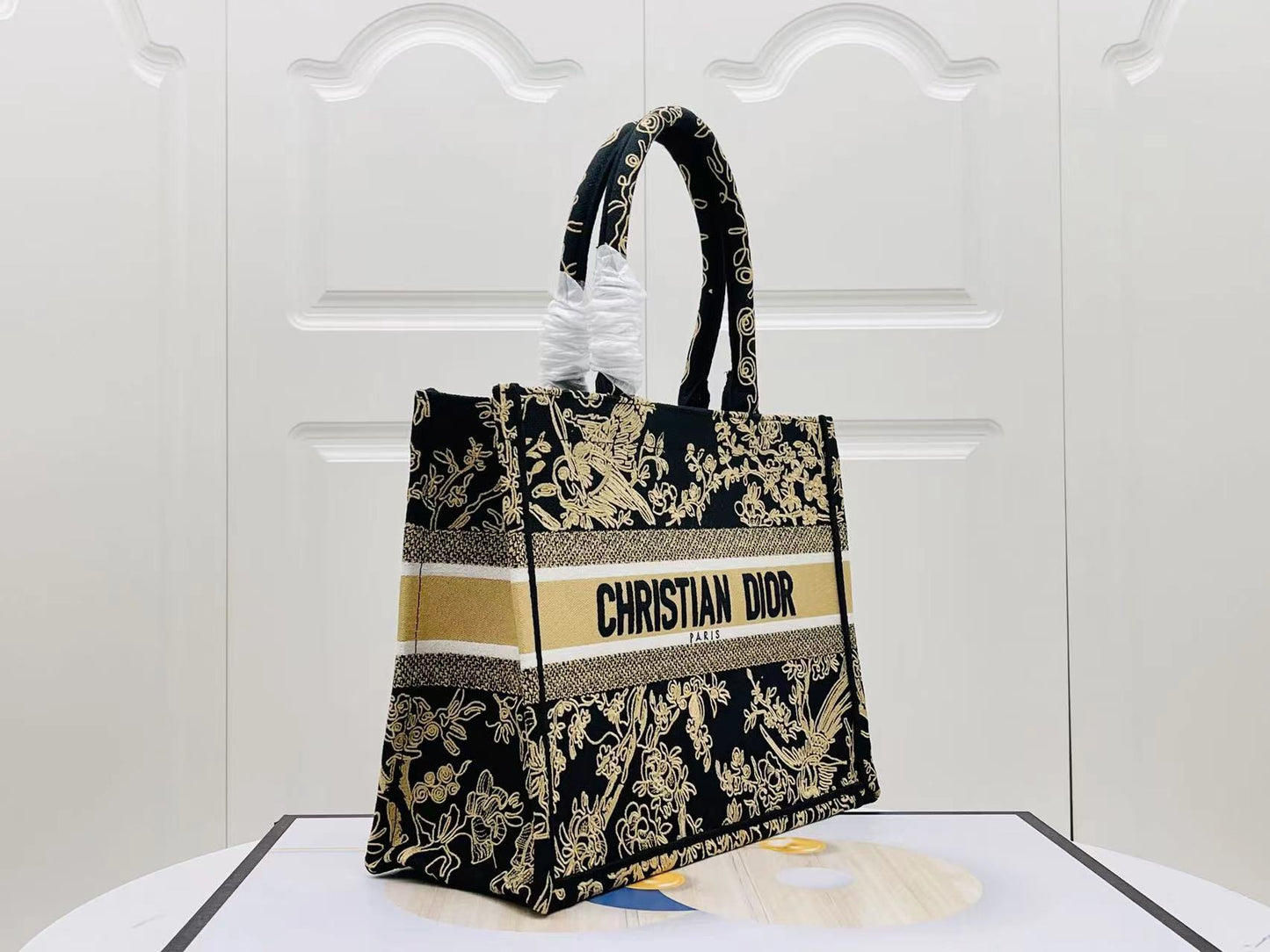 Dior Magpie Flower Embroidery Series Medium Tote Bag