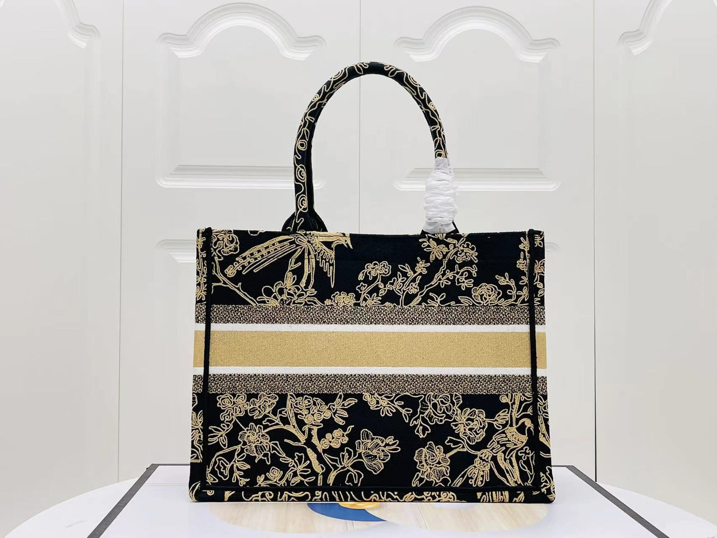 Dior Magpie Flower Embroidery Series Medium Tote Bag