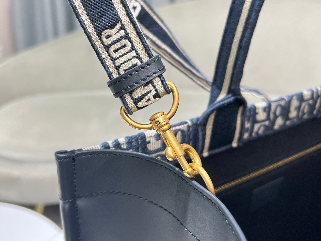 Dior Large Book Tote Bag In Dark Blue Canvas