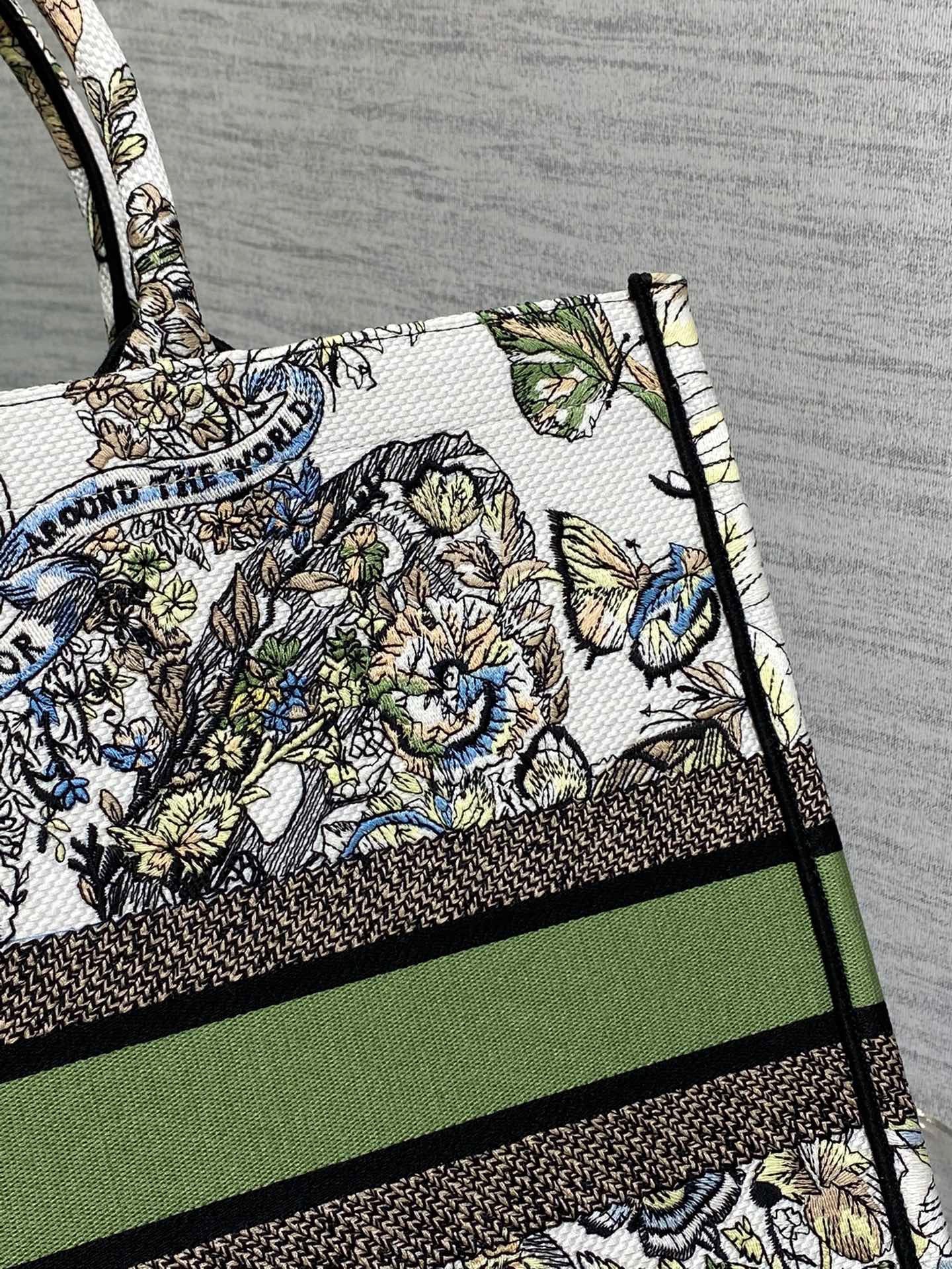 Dior Large Book Tote Bag In Dark Green Toile de Jouy Reverse Embroidery