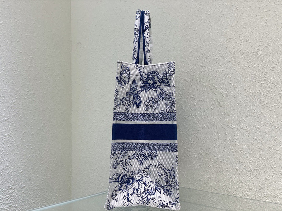 Dior Large Book Tote Bag In Dark Blue With Rose Embroidered