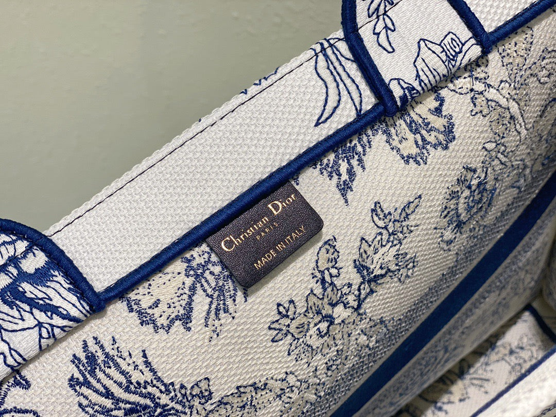 Dior Large Book Tote Bag In Dark Blue With Rose Embroidered