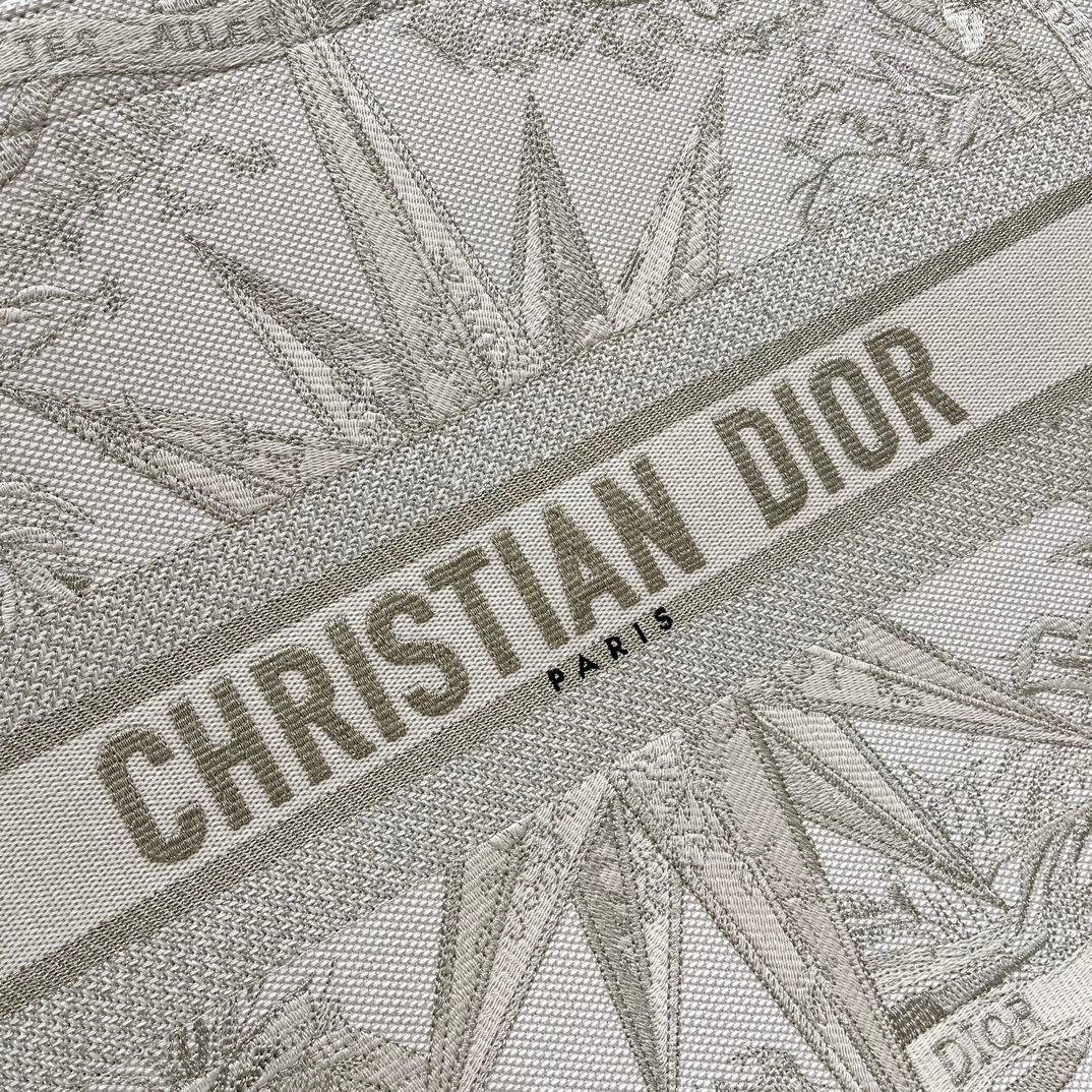 Dior Large Christmas Limited Edition Tote Bag In Gray