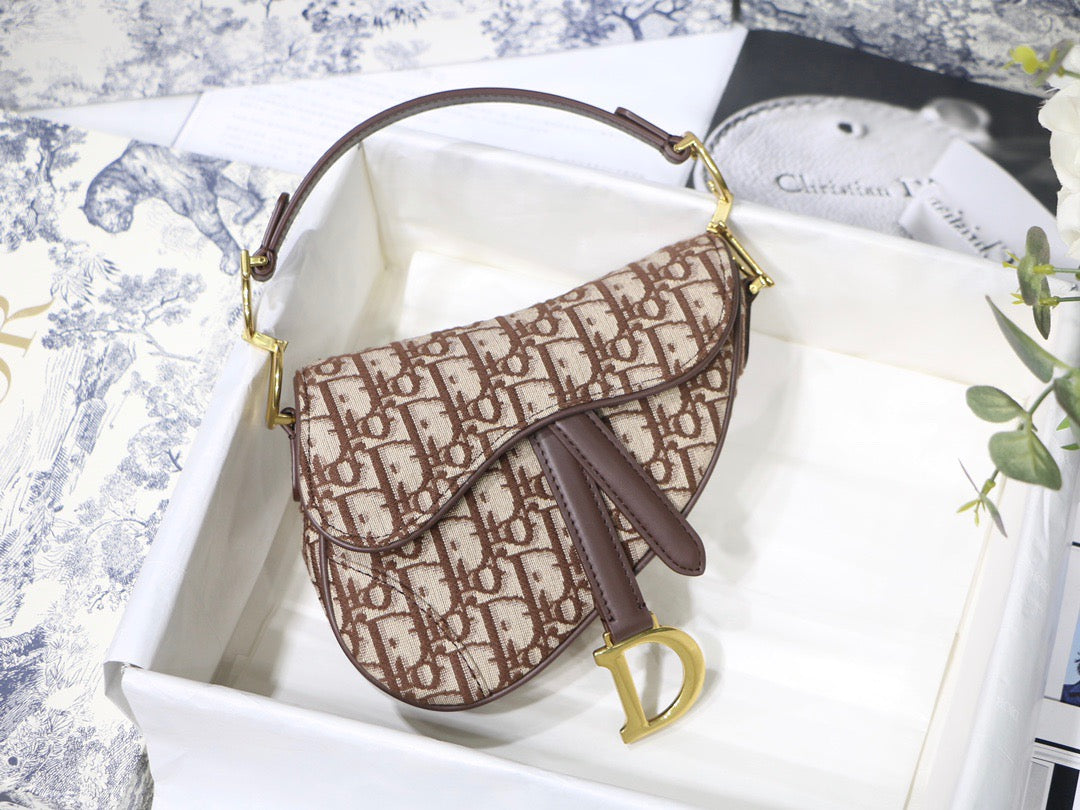 Dior Saddle Bag with Strap in Brown Oblique Jacquard